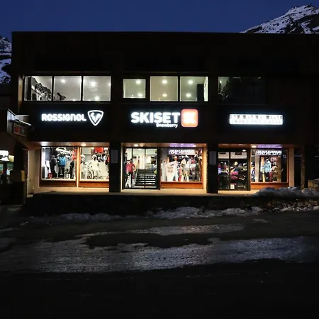 Trois Vallees - Tres Beau Et Vaste Sudio De Montagne Mae-7547 Lägenhet *